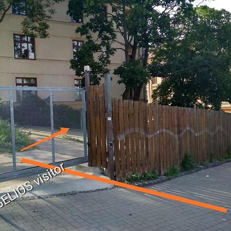 Stay In City Apartment Bastova Bratislava Esterno foto