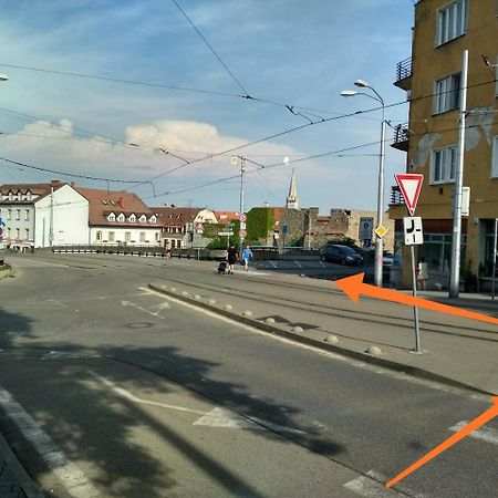 Stay In City Apartment Bastova Bratislava Esterno foto