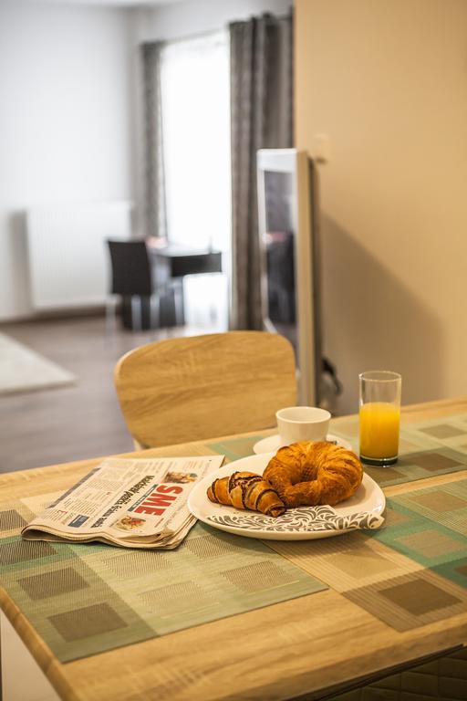 Stay In City Apartment Bastova Bratislava Esterno foto