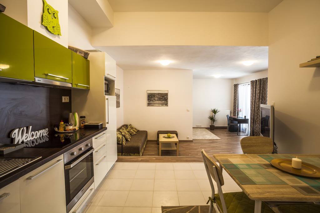 Stay In City Apartment Bastova Bratislava Esterno foto